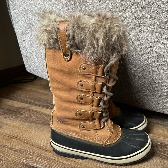 SOREL‎ JOAN OF ARCTIC™ WOMEN'S WATERPROOF BOOT 7.5 FUR WINTER - Picture 1 of 8